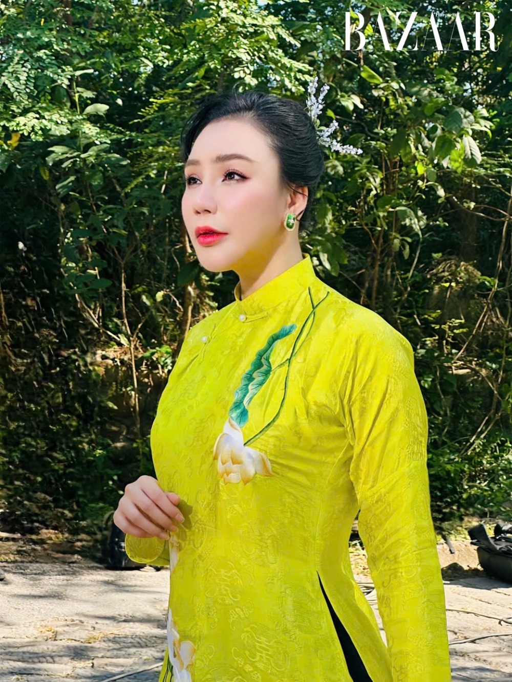 Hồ Quỳnh Hương hát Yên Tử trong đêm
