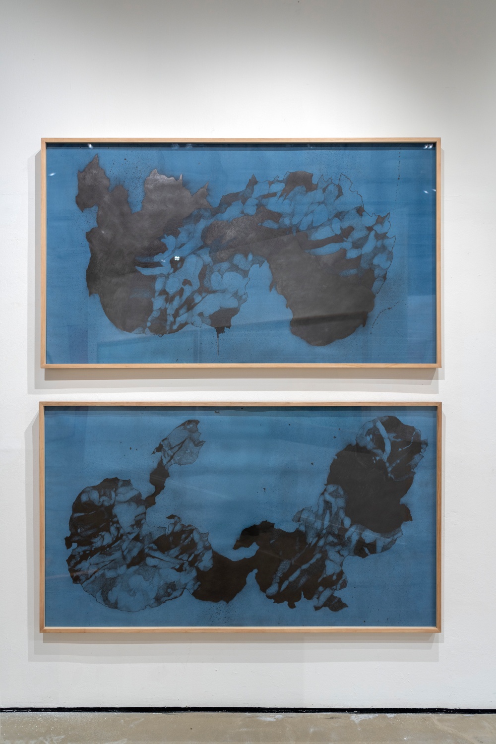 Tác phẩm Untitled (Land Studies) III của nghệ sĩ Lui Medina. S.E.A. Focus 2025