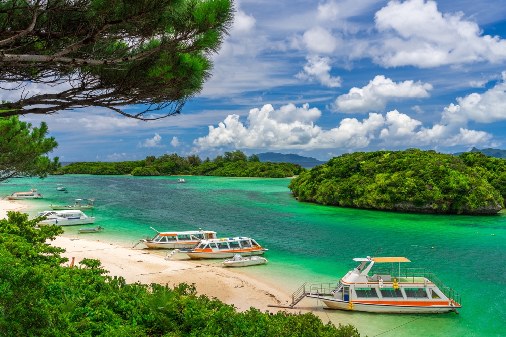 Okinawa ở đâu?