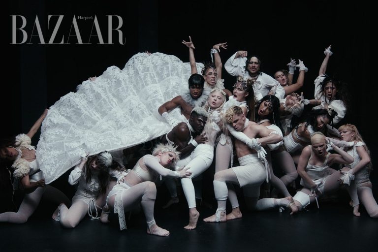 Lady Gaga ra mắt MV Abracadabra khi tham dự Grammy 2025| Harper's ...