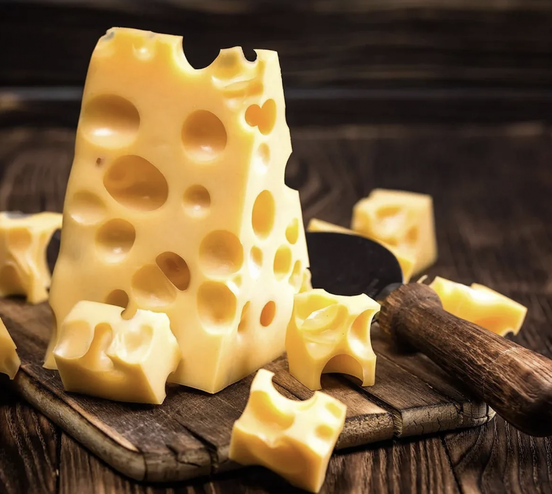 Các loại phô mai nổi tiếng ở Pháp: Emmental tan chảy