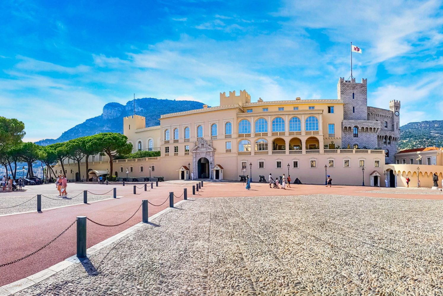 Cung điện hoàng gia Monaco