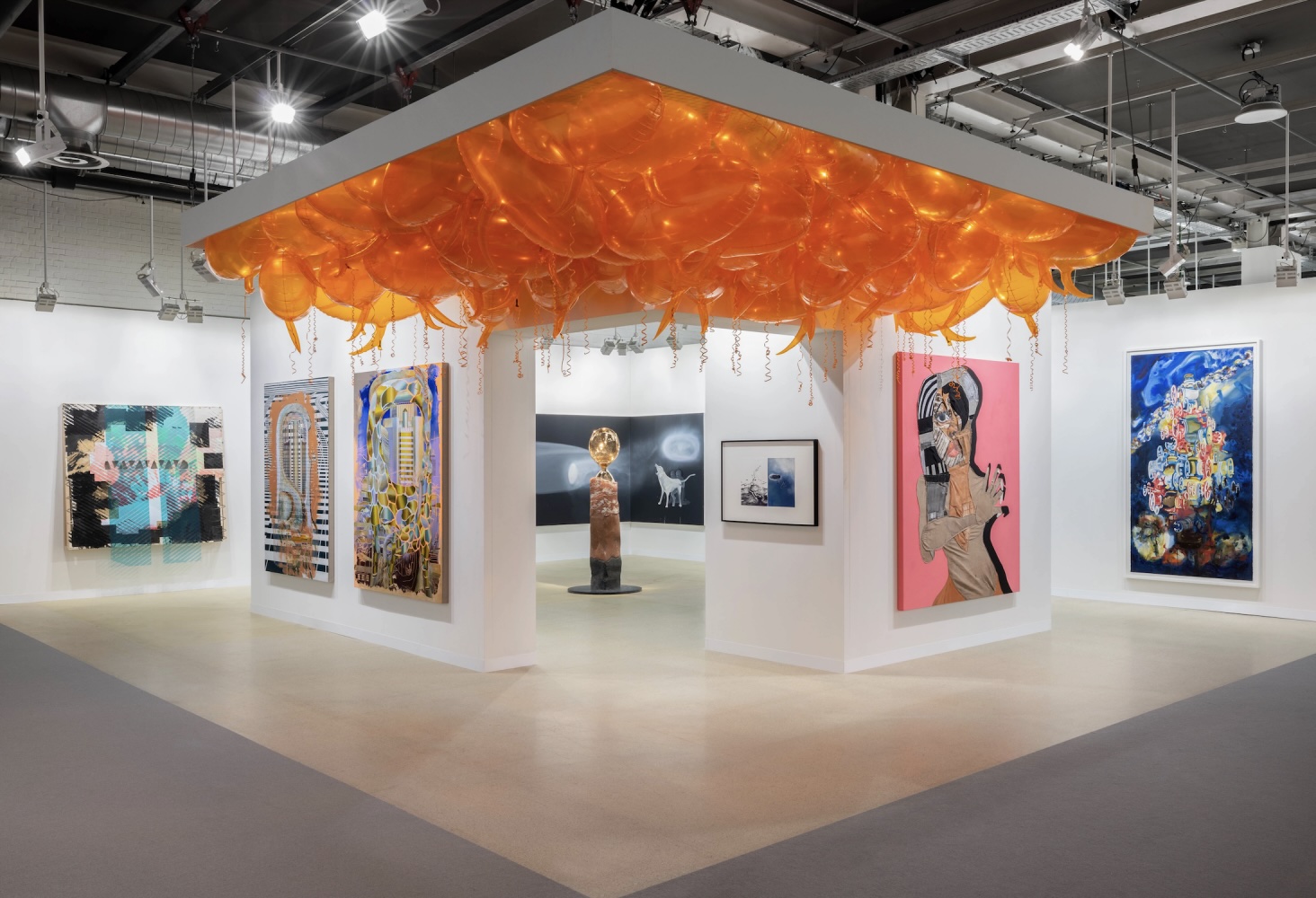 Điều gì làm nên sức hút của sự kiện Art Basel?