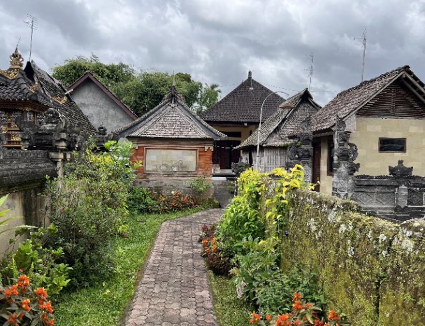 Làng đá cổ Cao Bằng
