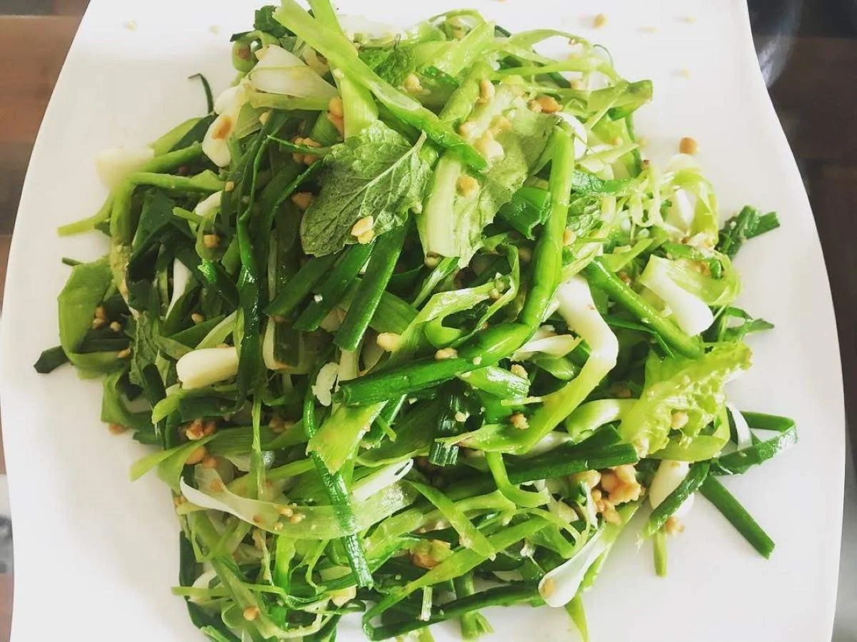 Gỏi tỏi Lý Sơn