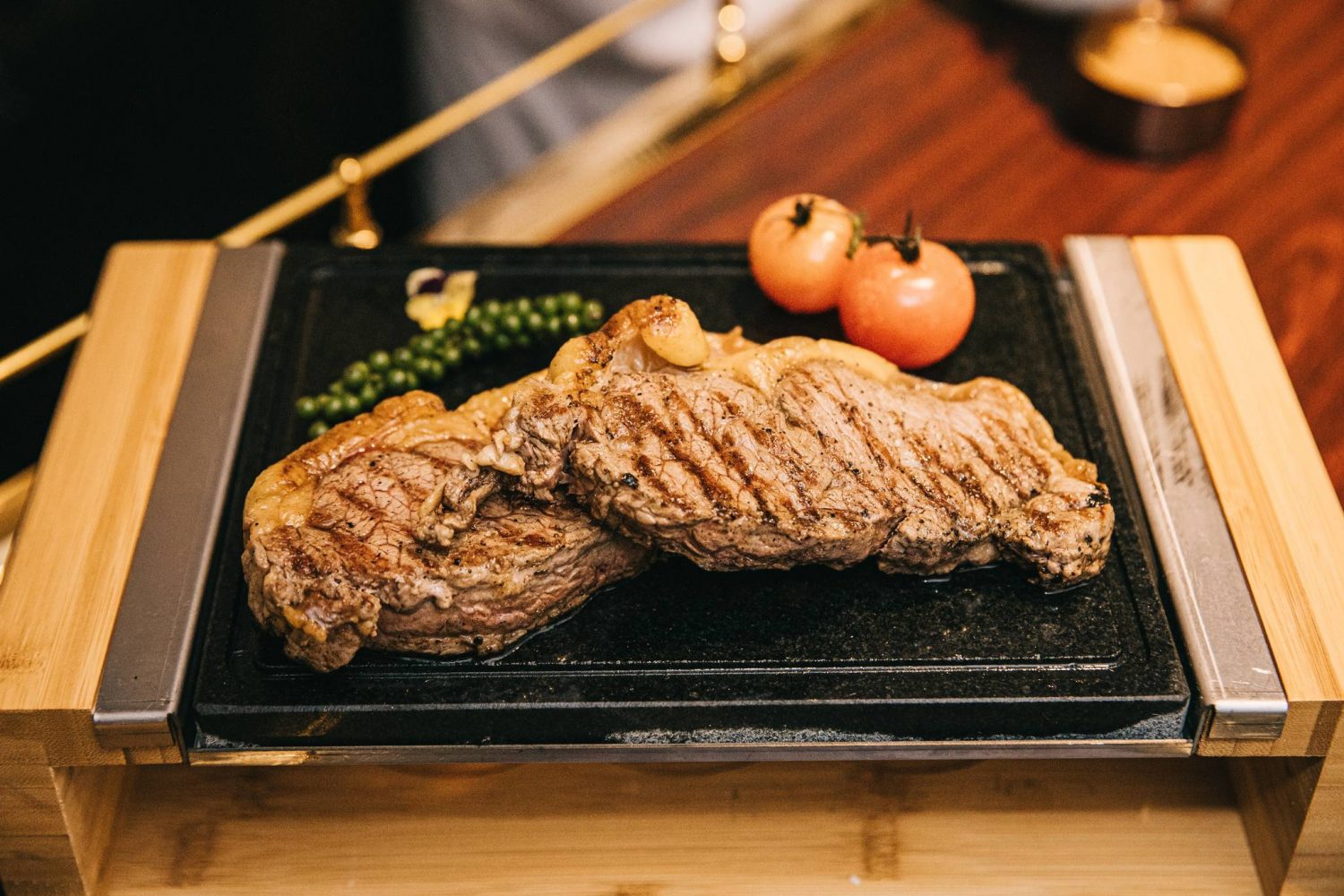 Bonne Vie SteakHouse Restaurant