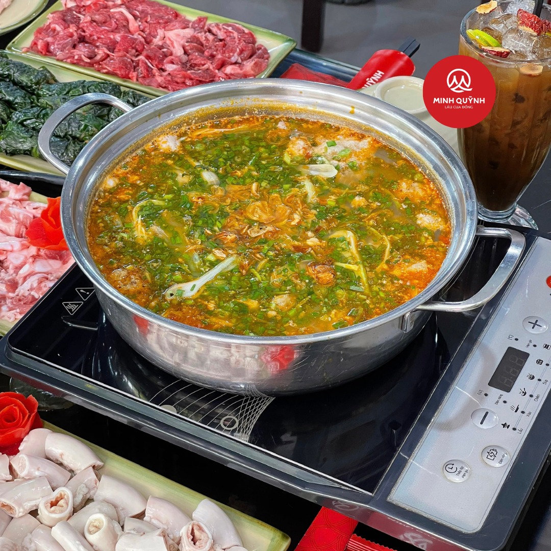 Lẩu cua đồng Minh Quỳnh