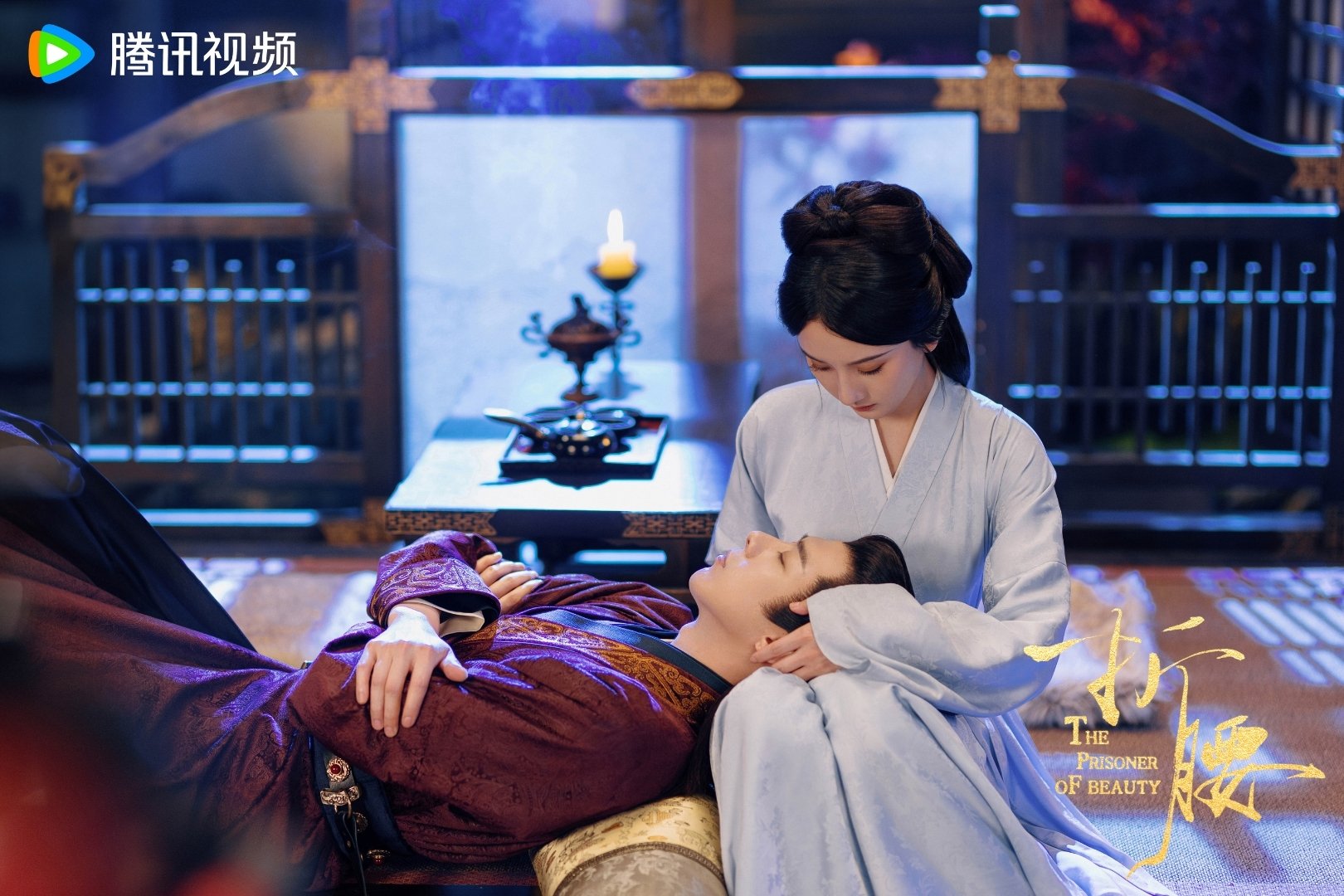 Yêu có lý trí như Tiểu Kiều của Tống Tổ Nhi trong Khom Lưng