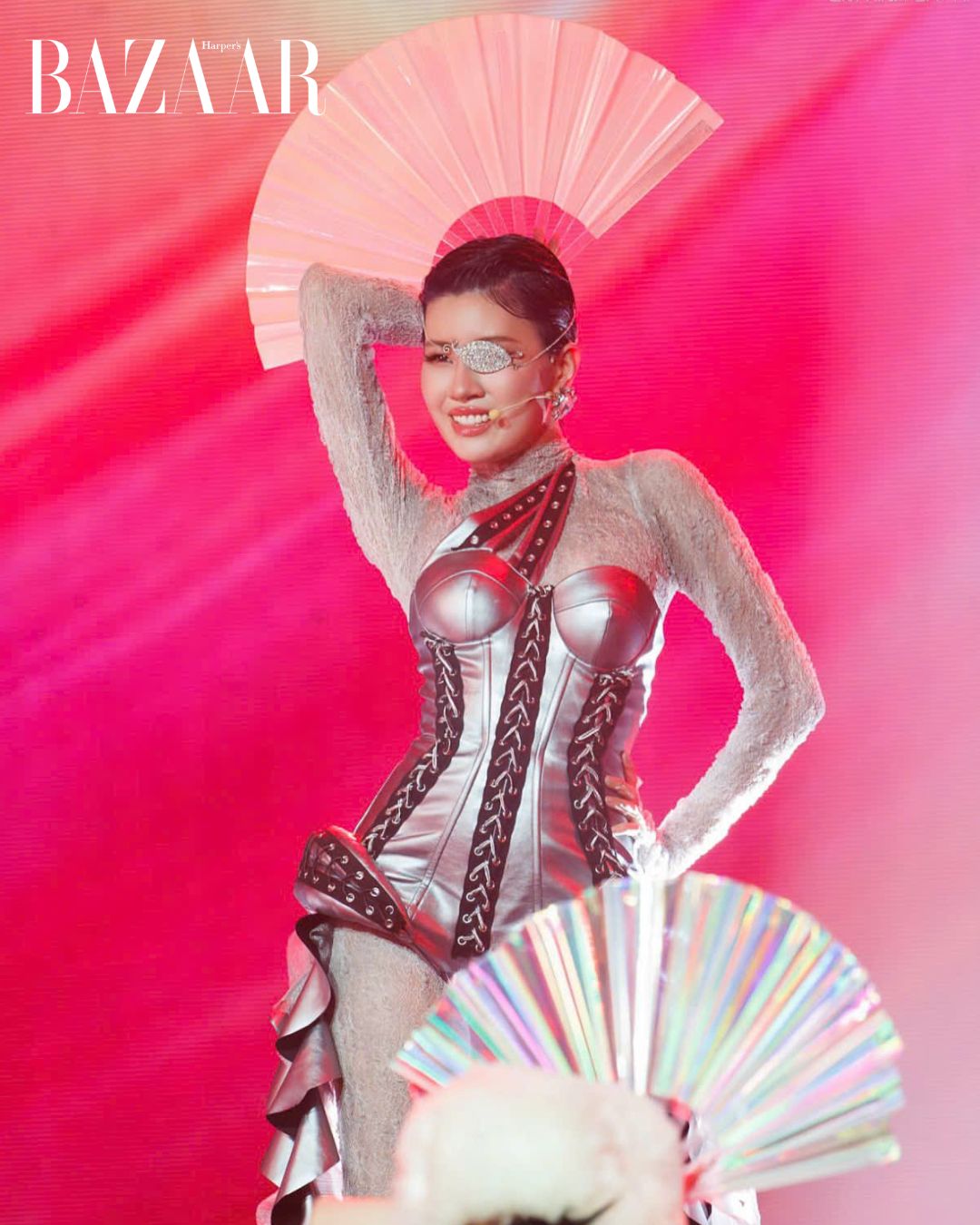 Tiết mục AAA trong Em Xinh “Say Hi” lên top 1 YouTube Việt Nam