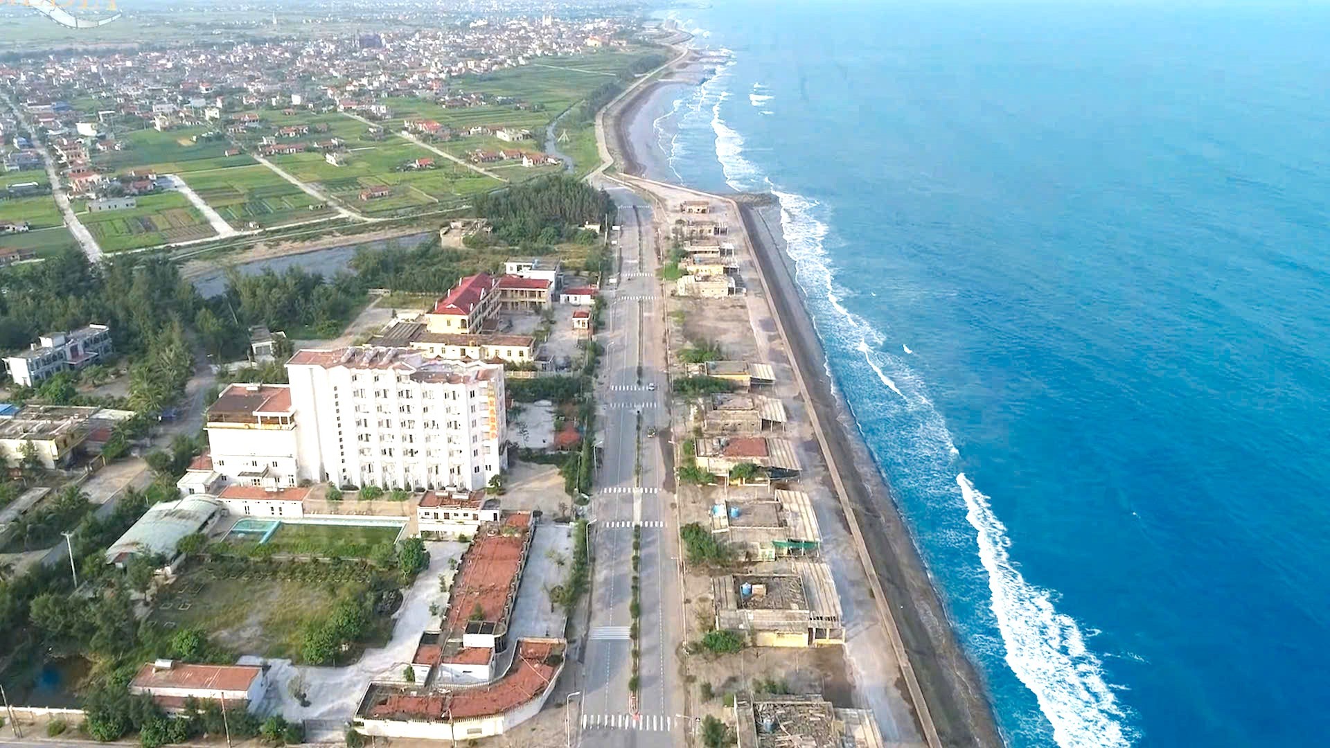 Bãi biển Thịnh Long