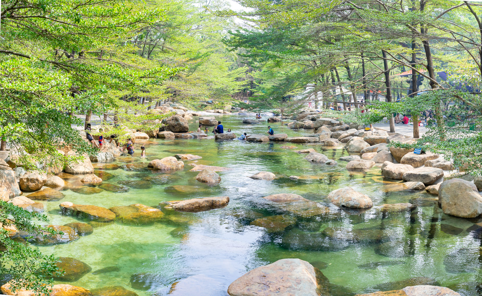 Khu du lịch Thủy Châu có gì hấp dẫn? Giá vé và giờ mở cửa mới nhất 2025