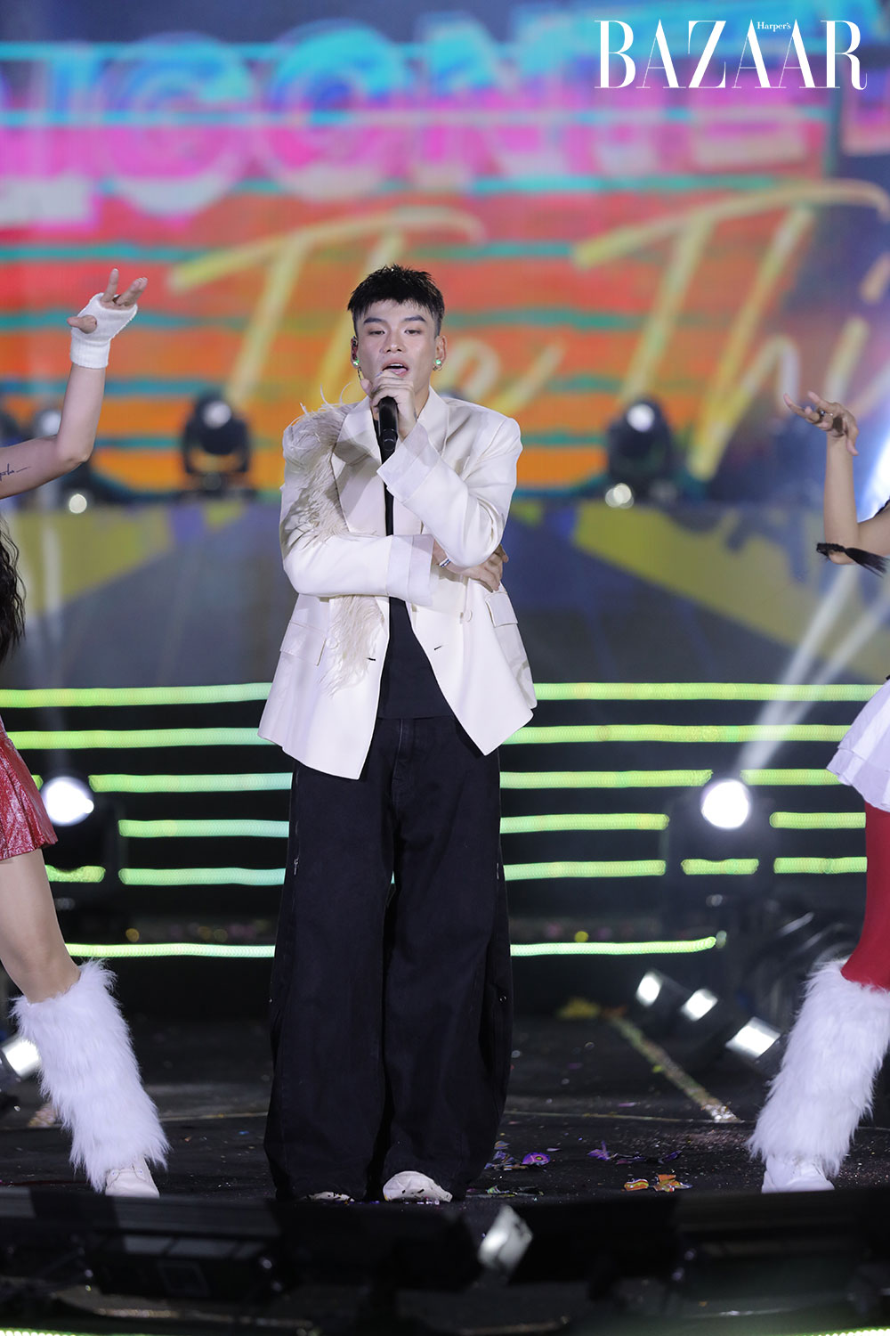 Mlee, Thể Thiên, “Anh tài” Bùi Công Nam khuấy động Miss Cosmo Carnival tại Nha Trang