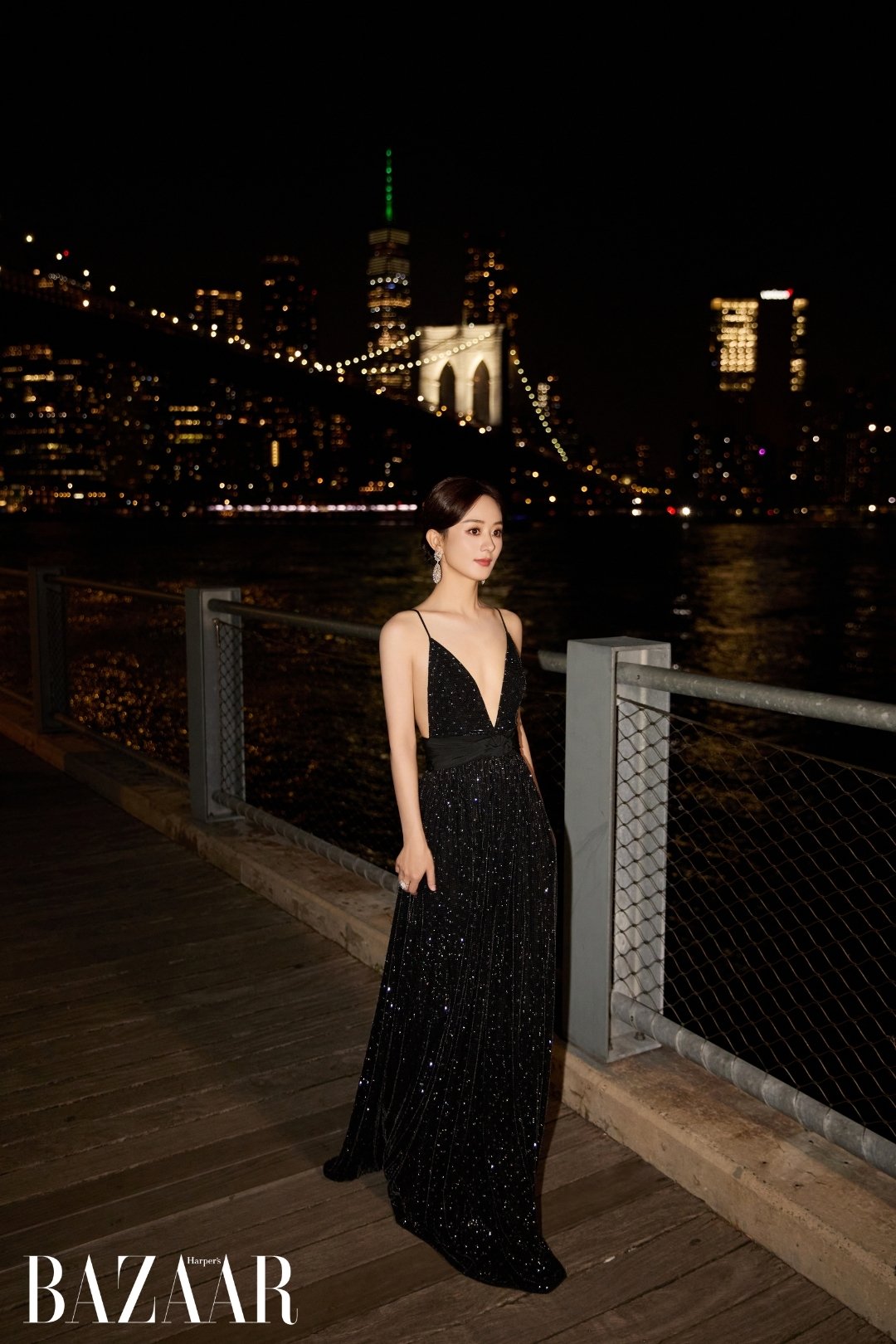 Triệu Lệ Dĩnh mặc haute couture đồng hành cùng Tại Nhân Gian đến Liên hoan phim Tribeca ở New York
