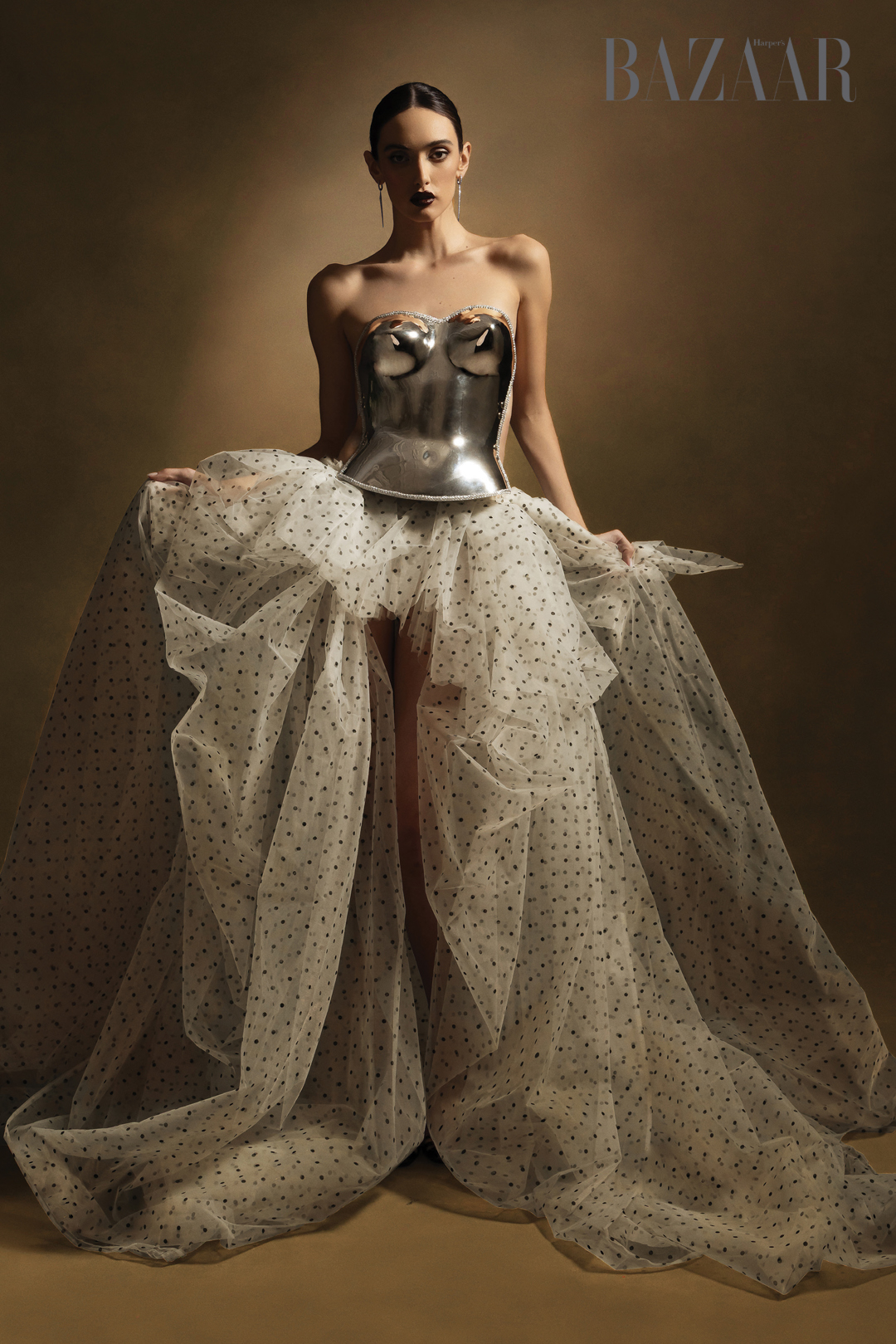 Emma Jane Holdsworth, Bazaar Việt Nam, 8/2025