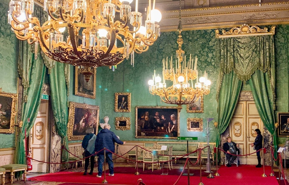 Nội thất bên trong Cung điện Pitti, một tượng đài Phục Hưng, nằm tại Florence, Ý.