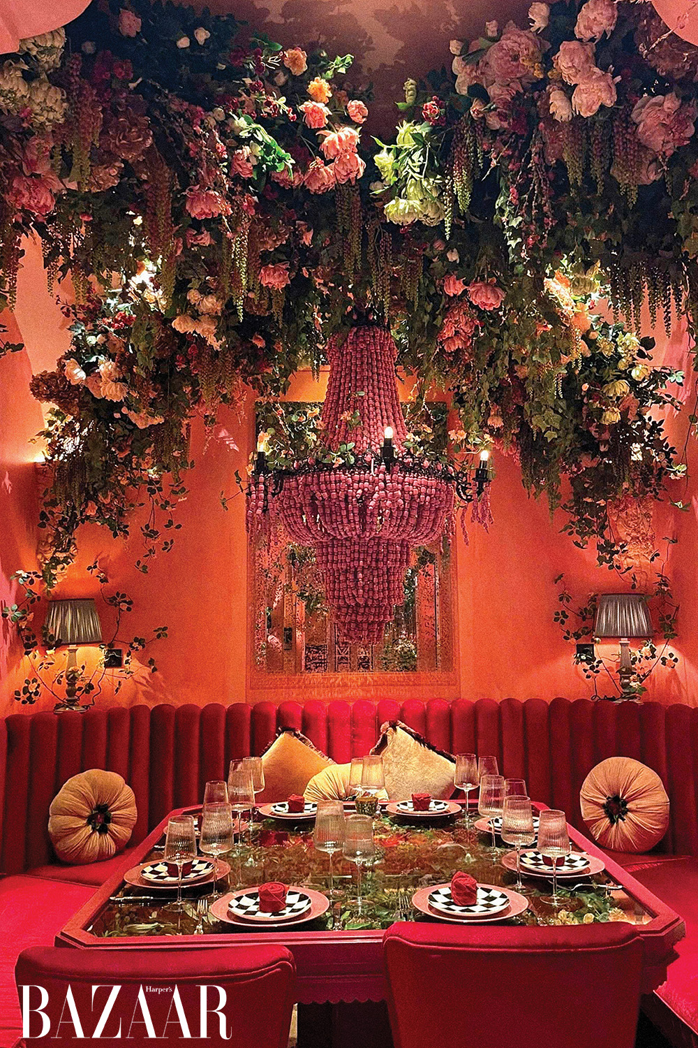 7 không gian Maximalism đẹp bùng nổ cho tín đồ sống ảo ở Sài Gòn