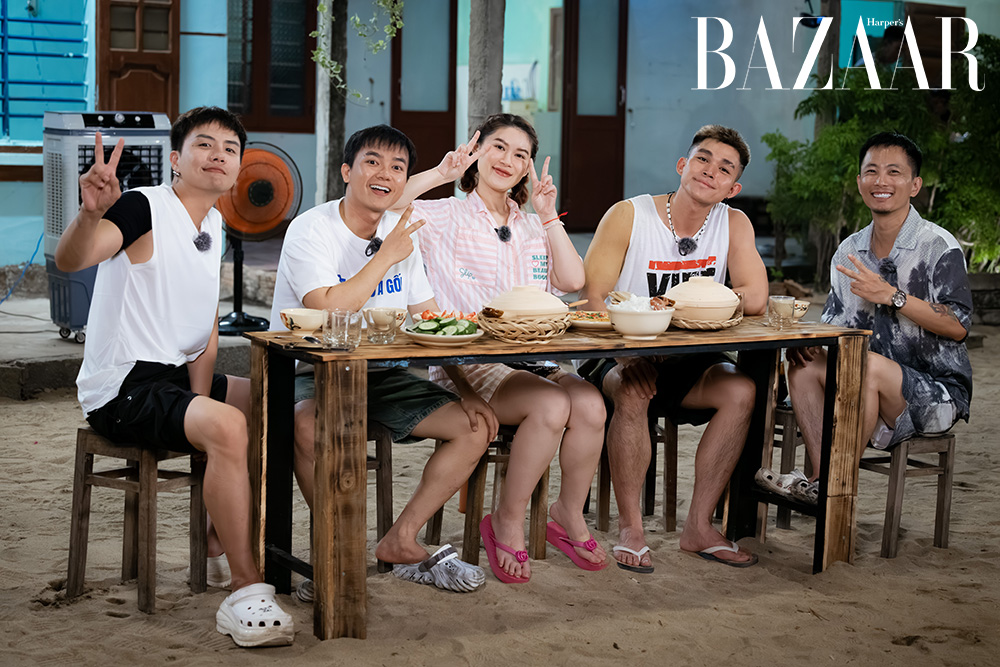 Gia đình Haha tập 5: Dàn cast học cách trồng tỏi, làm muối trên biển đảo Quảng Ngãi