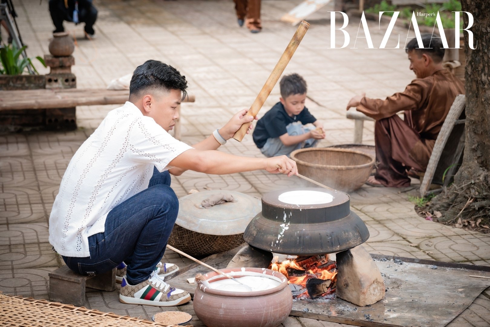 Bố ơi mình đi đâu thế? tập 9: Dàn cast lần đầu hát xẩm, xay bột làm bánh đa