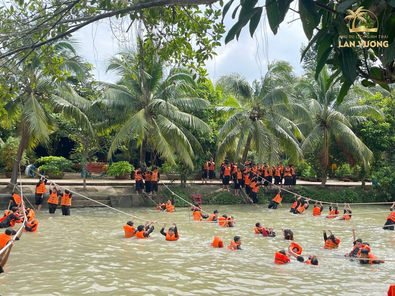 Gợi ý lịch trình 1 ngày vui chơi ở khu du lịch Lan Vương