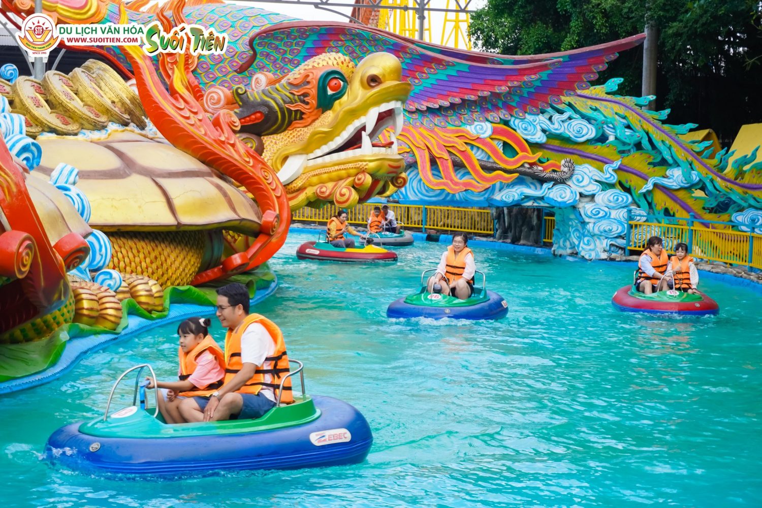 khu du lịch Suối Tiên