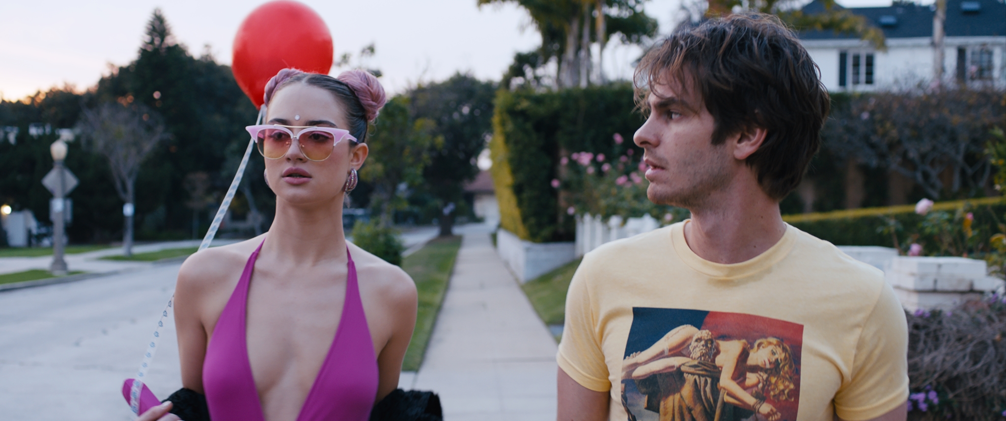 Dưới hồ nước bạc – Under the silver lake (2018)
