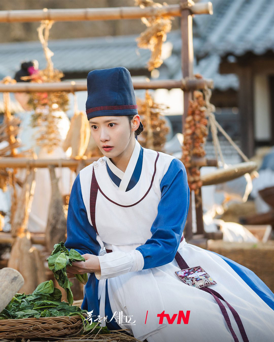 YoonA tái xuất màn ảnh tháng 8/2025 với vai nữ đầu bếp xuyên không và tiên tri bị quỷ ám