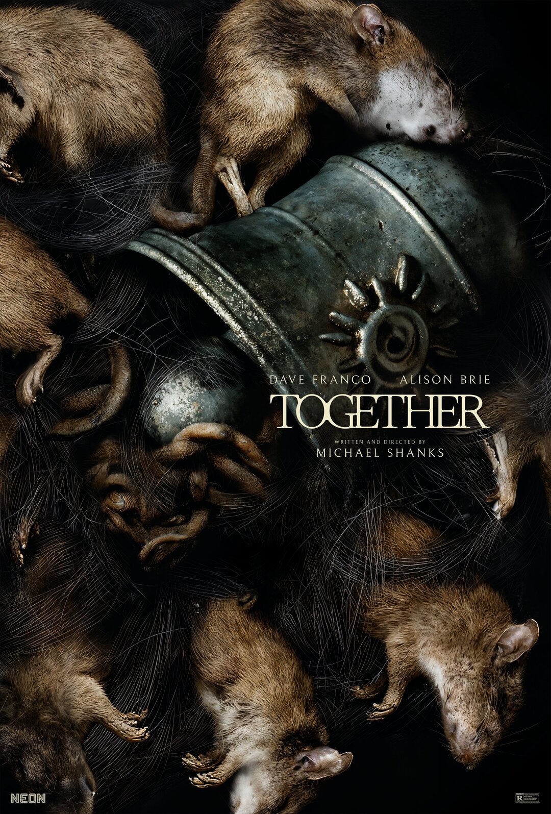 Review Dính Lẹo (Together): Tuyệt phẩm kinh dị tôn vinh tình yêu