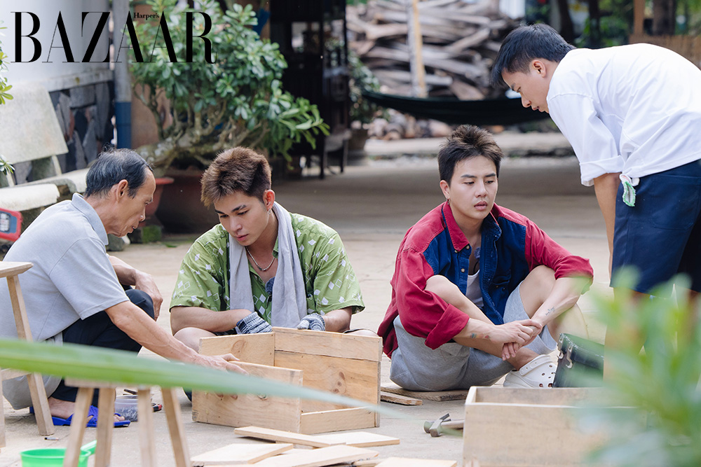 Gia đình Haha tập 9: Dàn cast trải nghiệm nghề nuôi ong và đóng đáy đêm