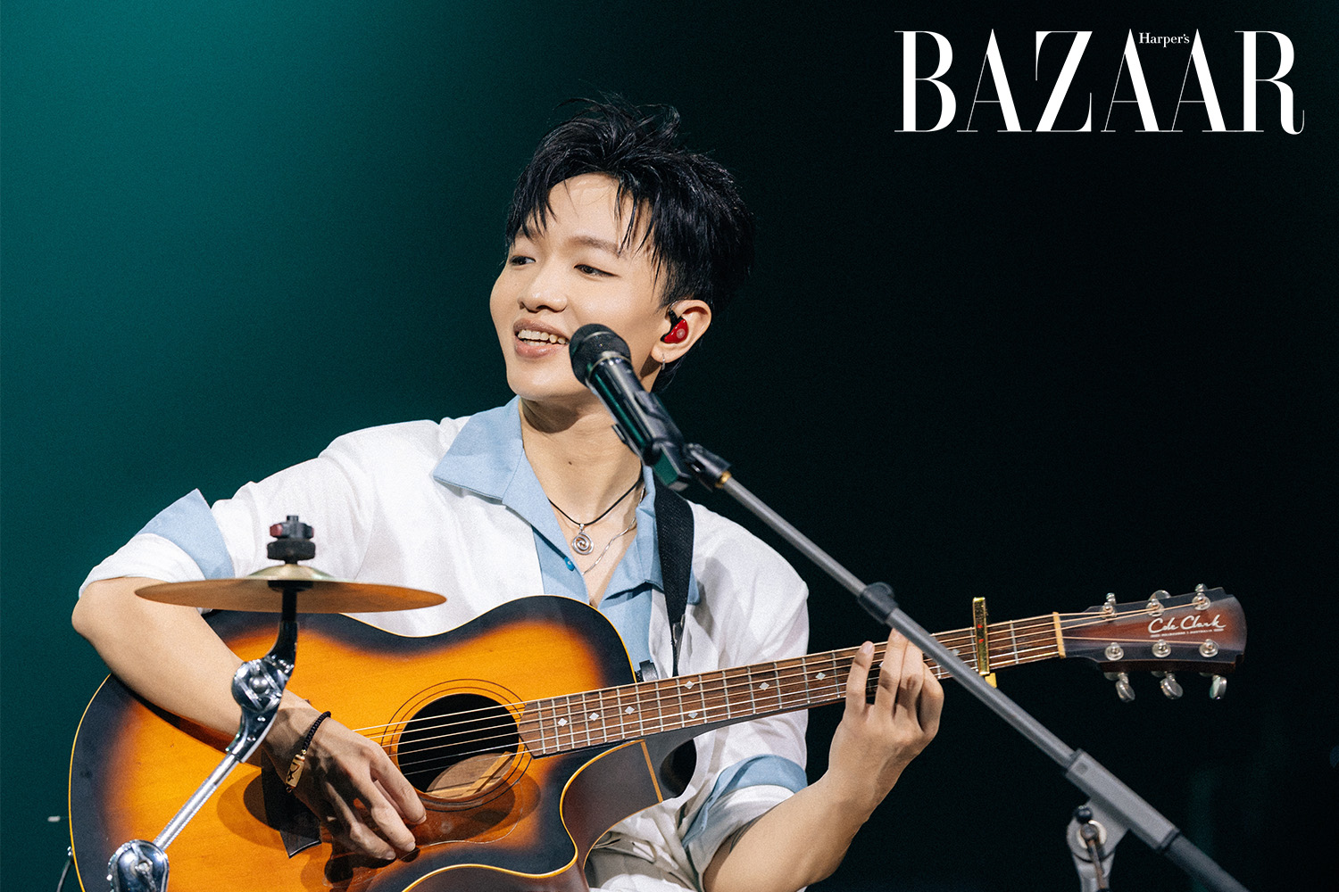 Hoàng Dũng và Đen mashup loạt hit tại concert Xoay Tròn