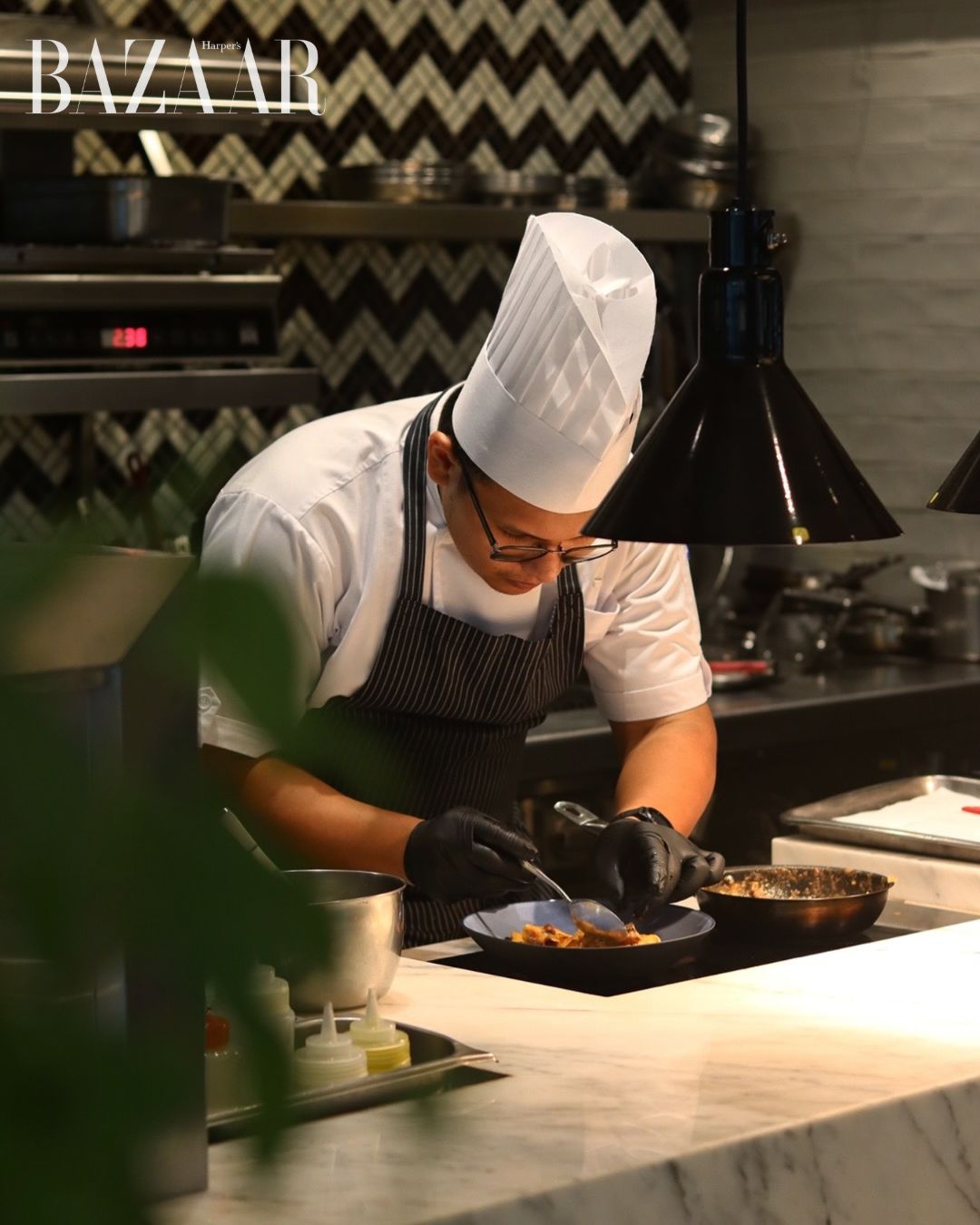 bzvn-evolution-cafe-renaissance-kuala-lumpur-fashion-week-2025 (4)