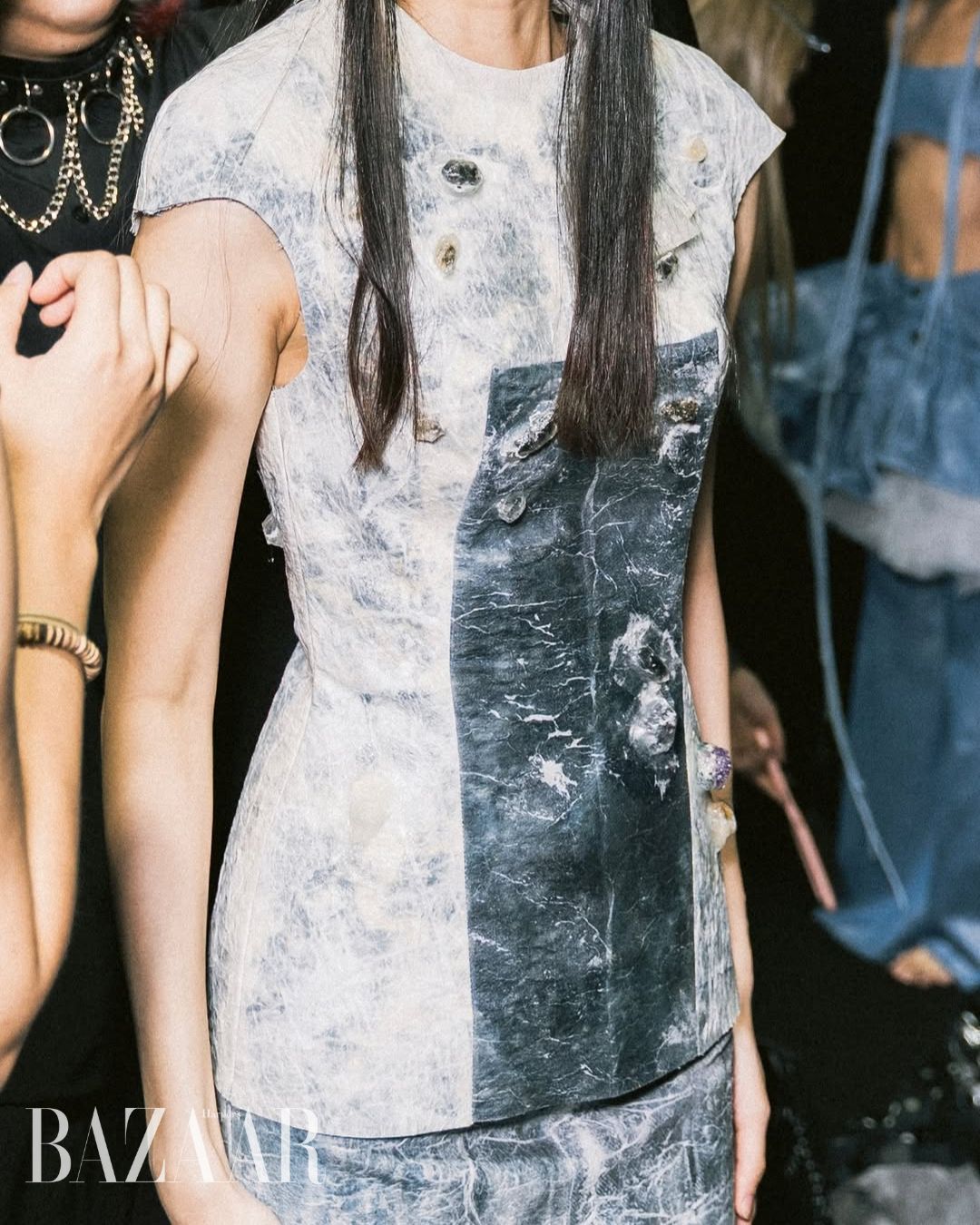 bzvn-huntilanak-kuala-lumpur-fashion-week-2025