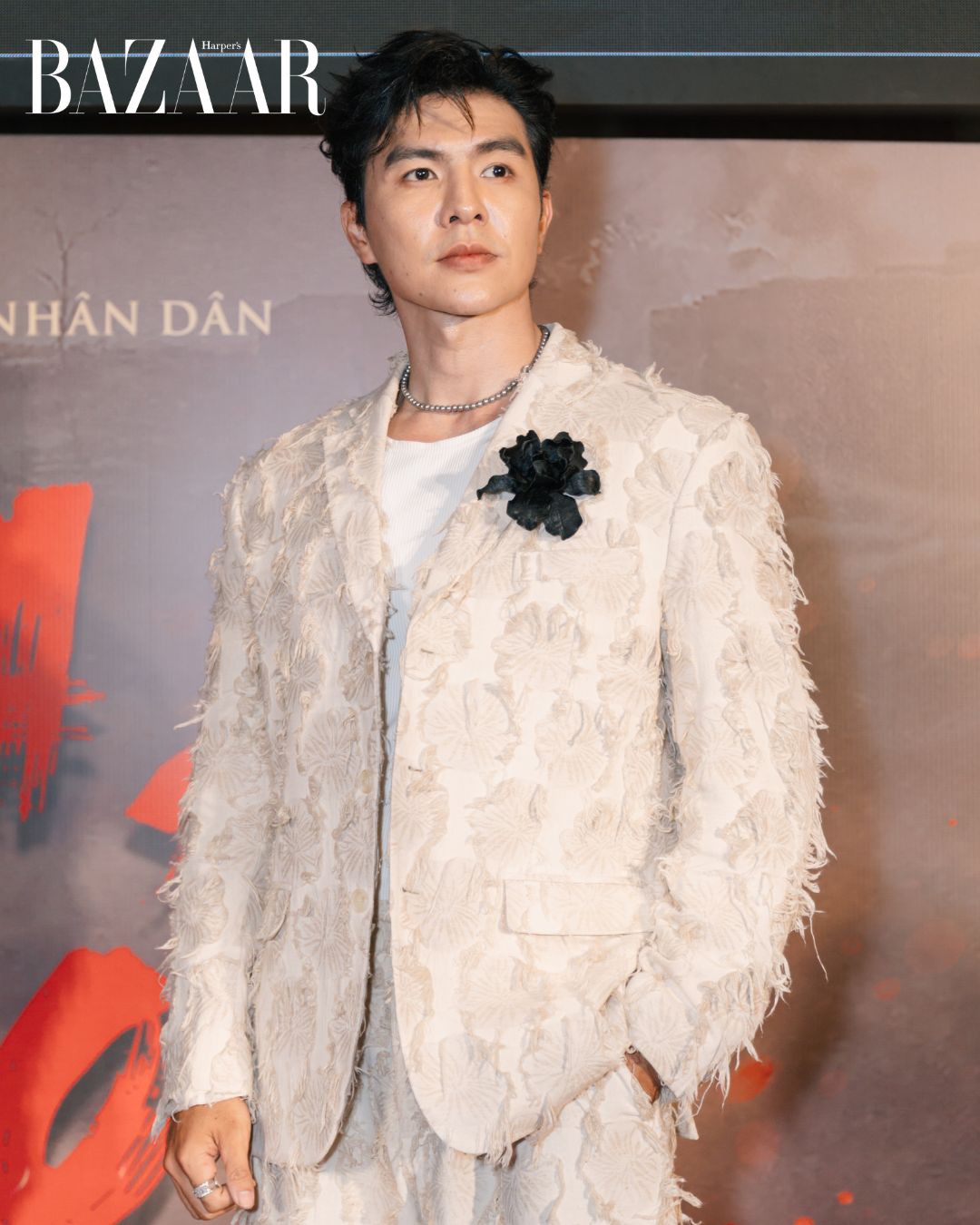 bzvn-thoi-trang-tham-do-phim-dien-anh-mua-do (13)