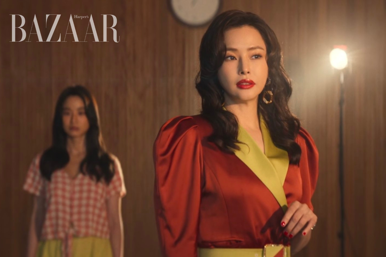 bzvn-thoi-trang-trong-phim-aema-2025-netflix00012