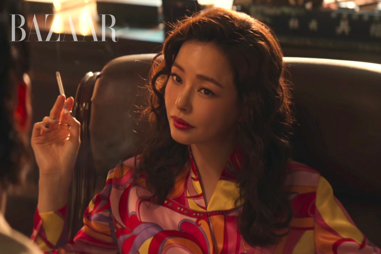 bzvn-thoi-trang-trong-phim-aema-2025-netflix00017