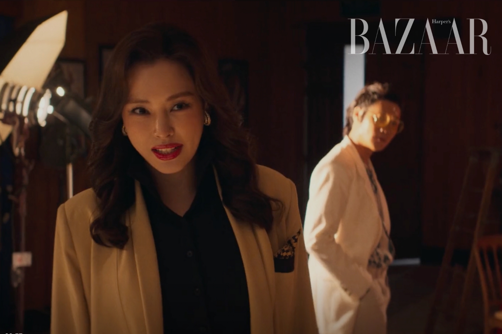 bzvn-thoi-trang-trong-phim-aema-2025-netflix00022