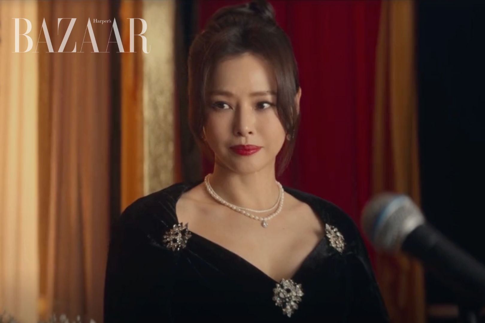 bzvn-thoi-trang-trong-phim-aema-2025-netflix00024