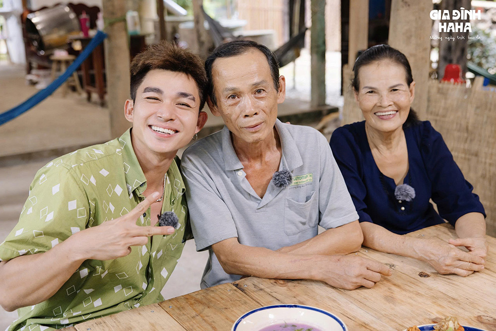 Chị Thông, khách mời Gia đình Haha, tham dự Concert Anh Trai Vượt Ngàn Chông Gai
