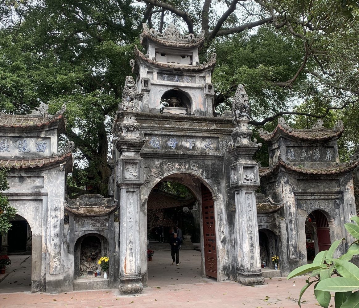 Đền Mẫu, địa điểm du lịch Hưng Yên