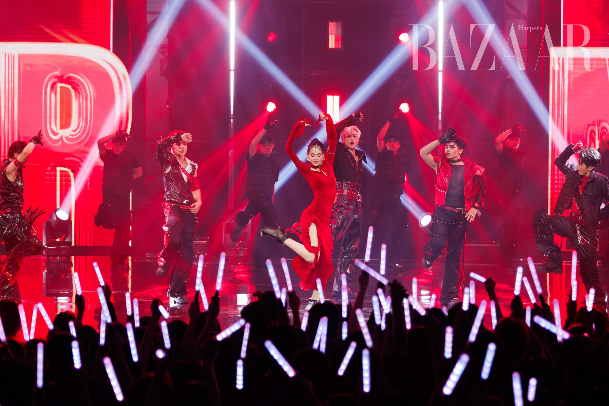 Tiết mục “Hermosa”