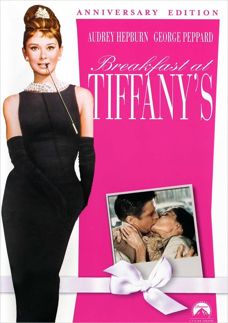 Audrey Hepburn với đầm Givenchy và trang sức Tiffany & Co. đã trở thành biểu tượng vượt thời đại. 