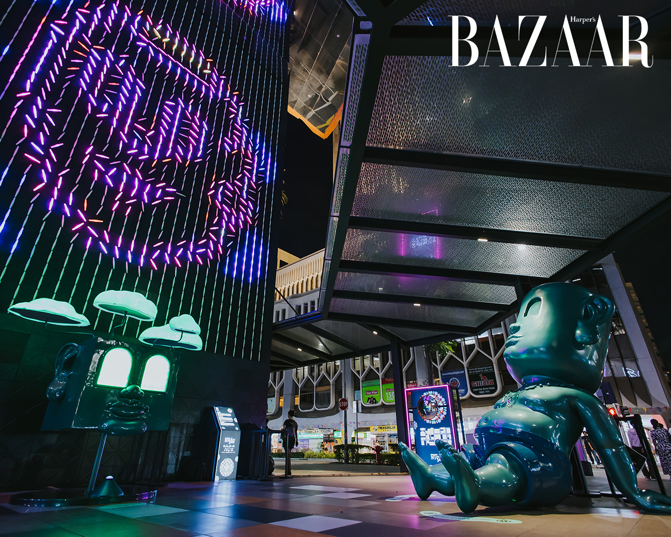 Tùng Monkey và giấc mơ bình yên của KU tại Singapore Night Festival 2025