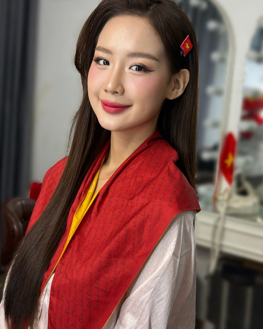 Hoa hậu Tiểu Vy, Lương Thùy Linh, Bảo Ngọc đồng diễn “Khí phách Việt Nam” tại sự kiện A80
