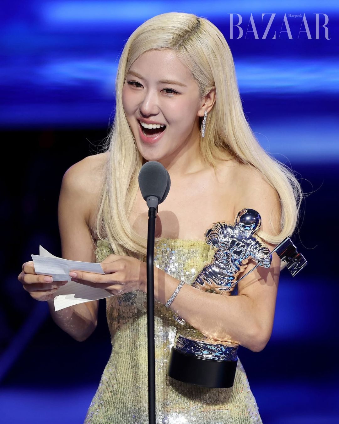 Rosé viết nên lịch sử VMAs 2025 với “APT.”