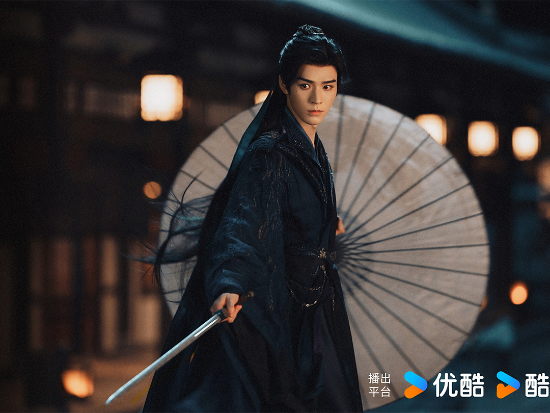 Cung Tuấn thân với Lưu Vũ Ninh từ trong phim ra ngoài đời. Ảnh: Weibo 电视剧暗河传