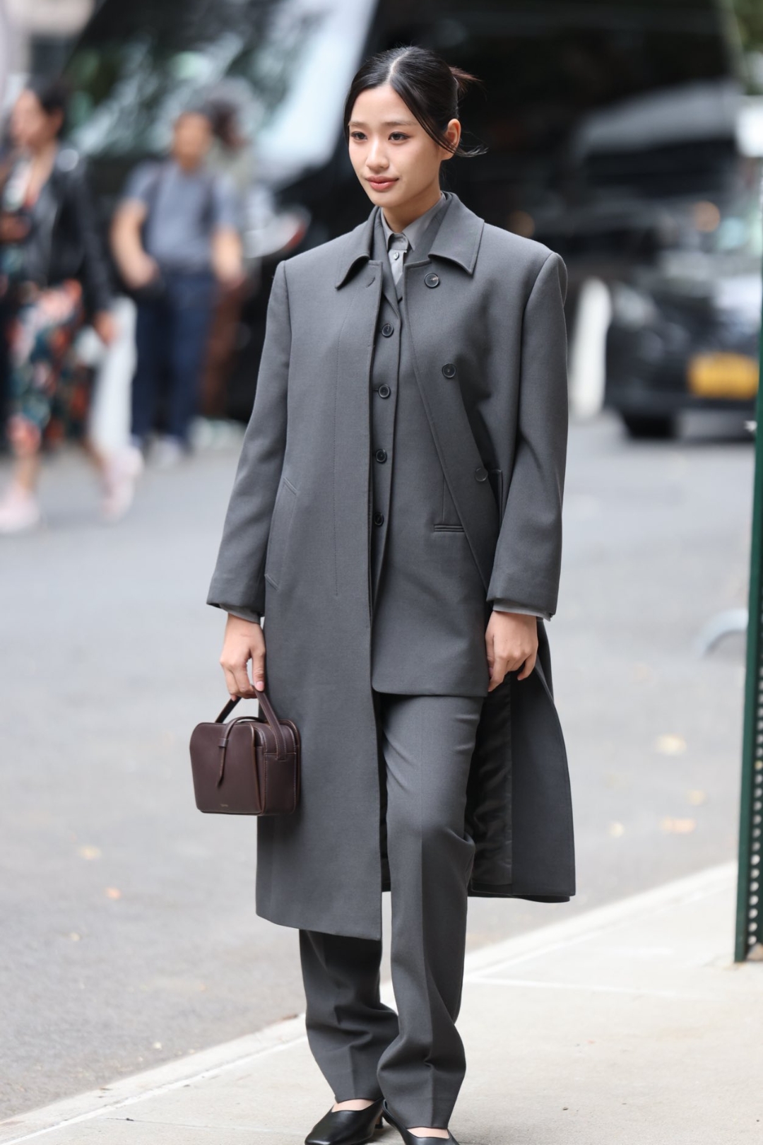 bzvn-calvin-klein-collection-xuan-he-2026-front-row-tu-tontawan