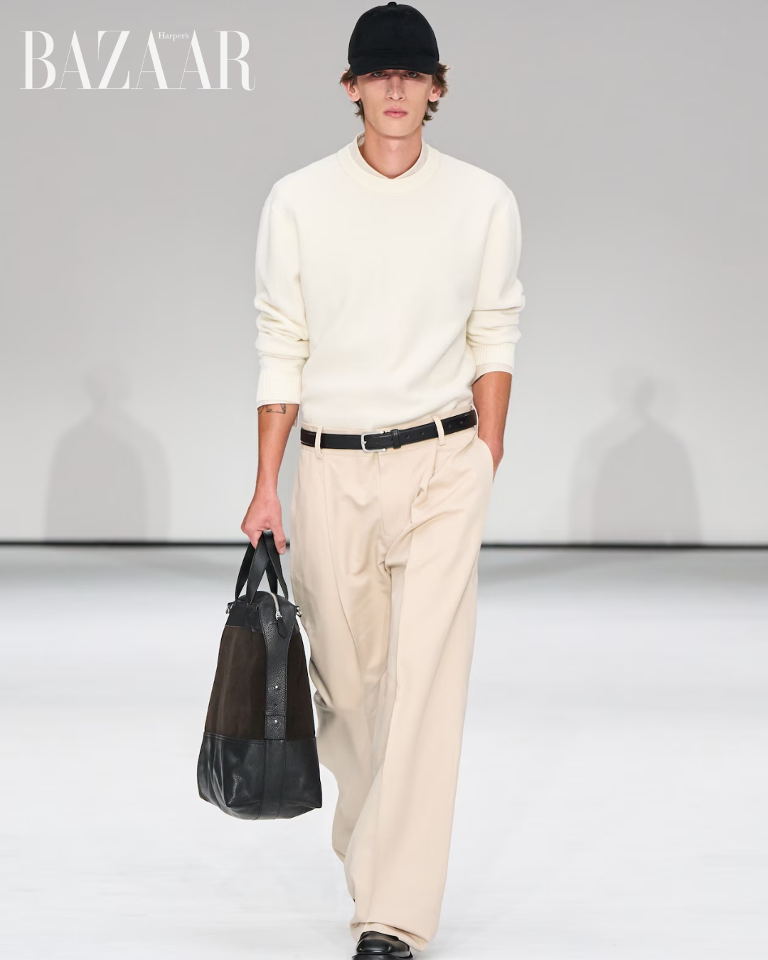 bzvn-hang-ghe-dau-cos-thu-dong-2025-new-york-fashion-week-2026 (1)