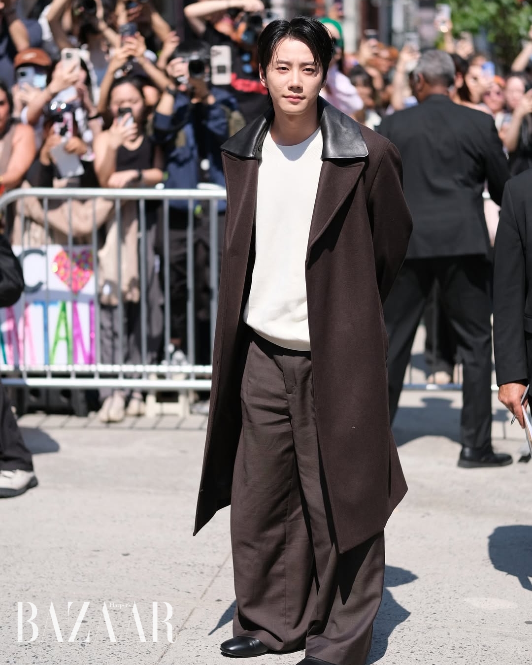 bzvn-hang-ghe-dau-cos-thu-dong-2025-new-york-fashion-week-2026 (5)