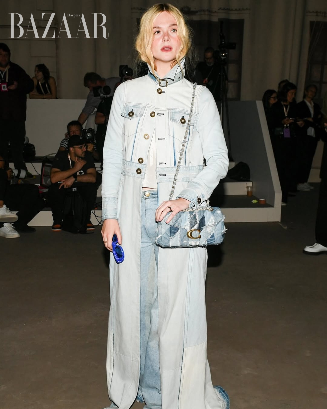 bzvn-hang-ghe-dau-show-coach-xuan-he-2026-elle-fanning00002