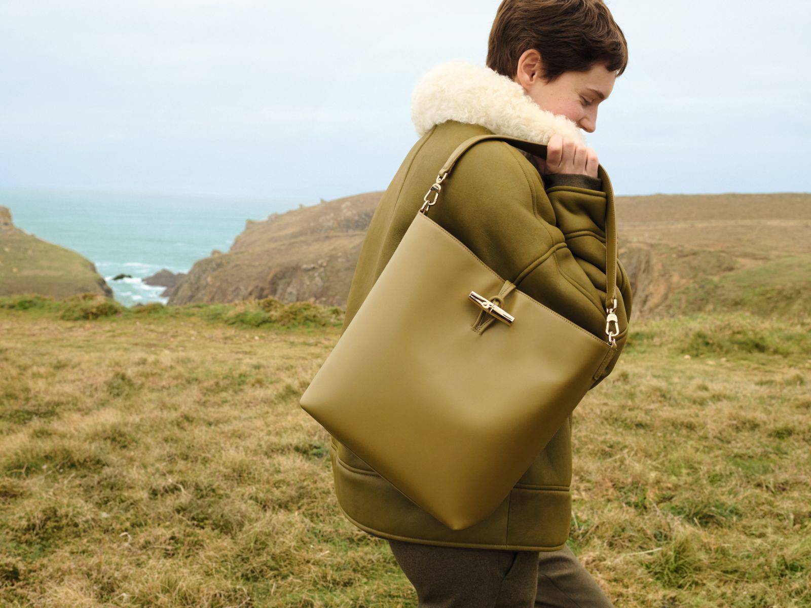 bzvn-long-champ-greata-hofer-4