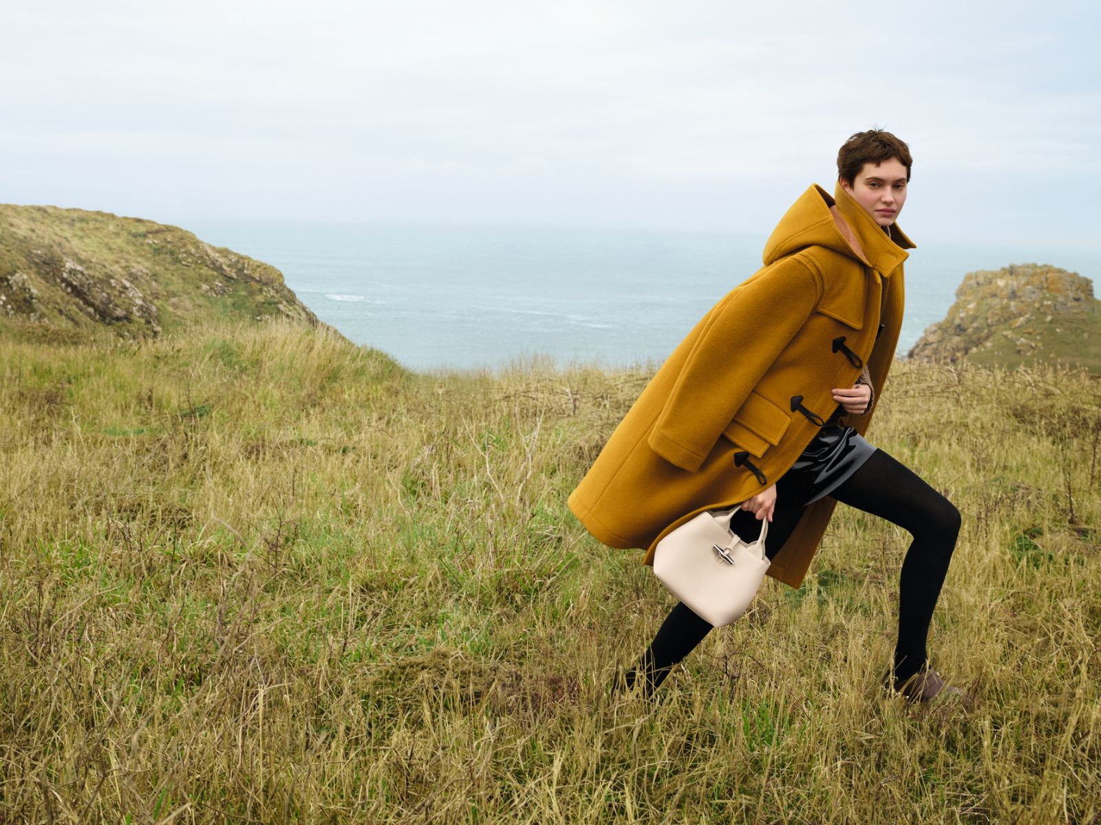 bzvn-long-champ-greata-hofer-5